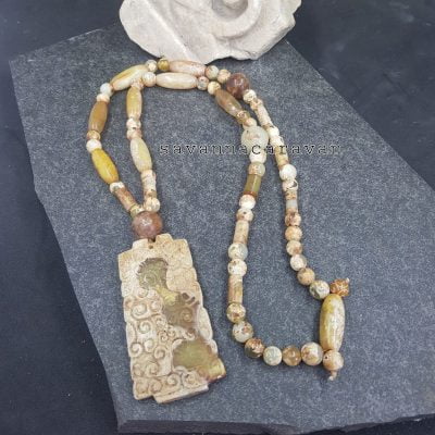Jade Pendant bead necklace