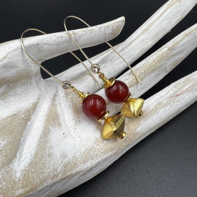 Carnelian gold earrings