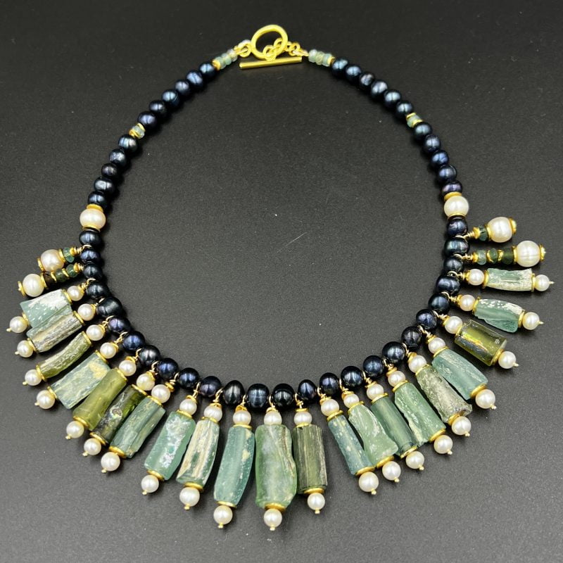 Roman Glass Pearls bib necklace